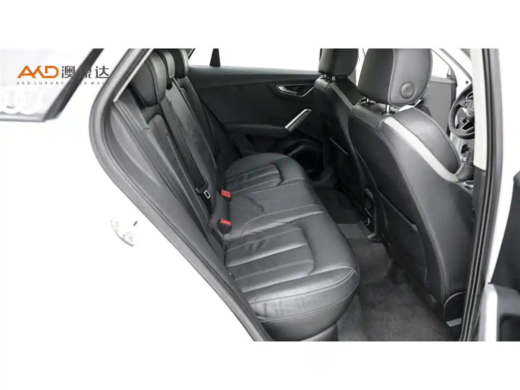 Audi Q2L — миниатюра 8