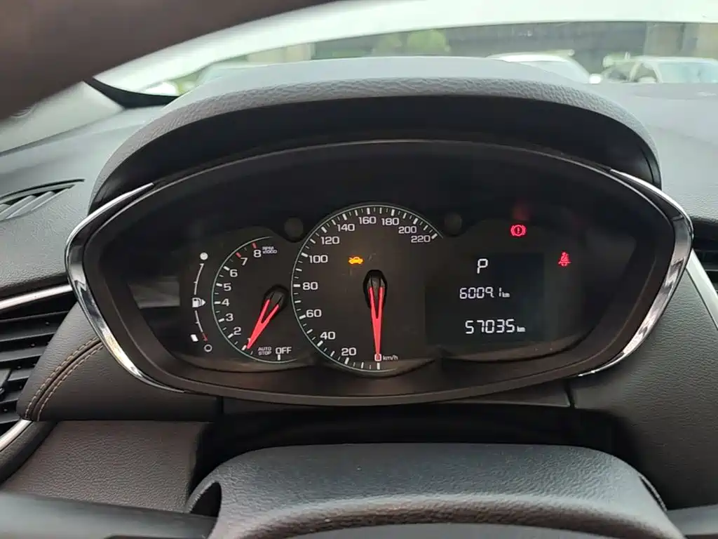 Chevrolet Trax — миниатюра 12