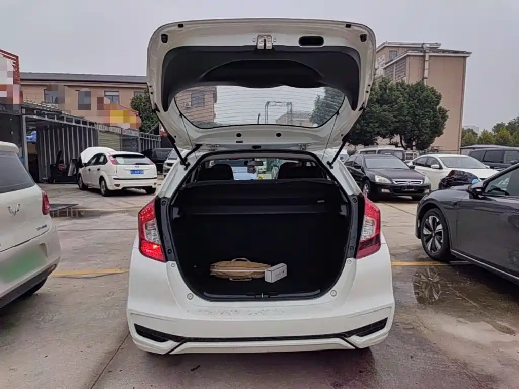 Honda Fit — миниатюра 19