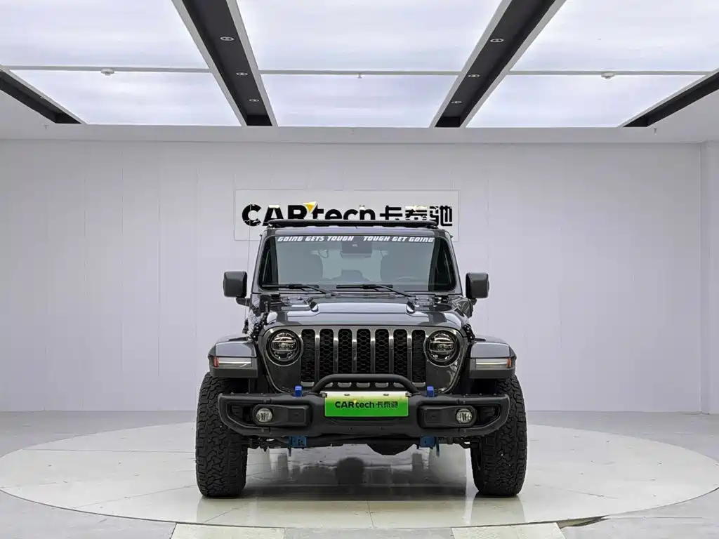 Jeep Wrangler PHEV — миниатюра 8