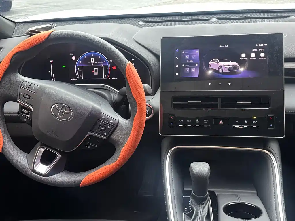 Toyota Avalon — миниатюра 8