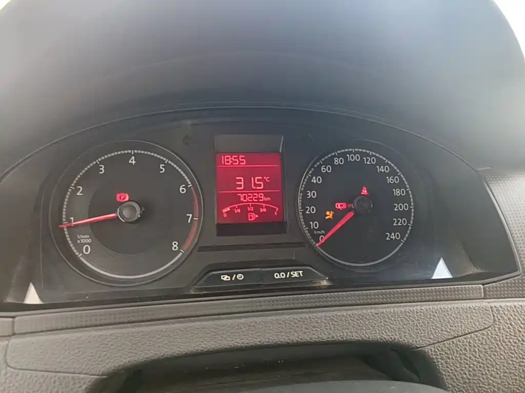 Volkswagen Santana — миниатюра 12