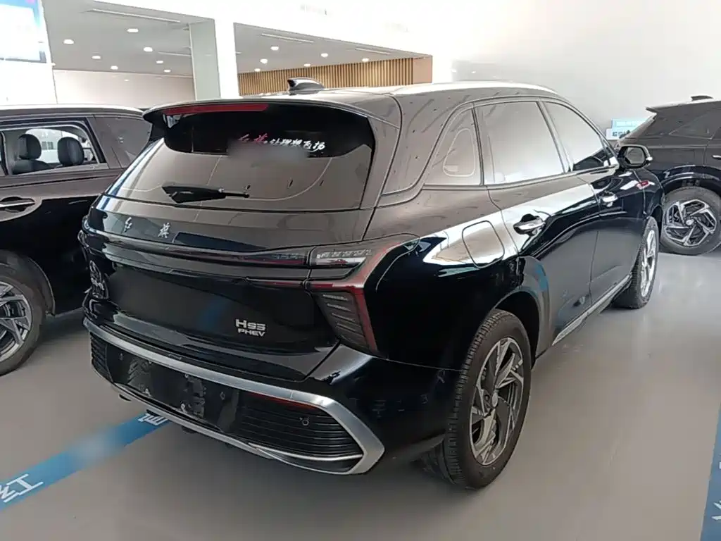 Hongqi Hongqi HS3 PHEV — миниатюра 7