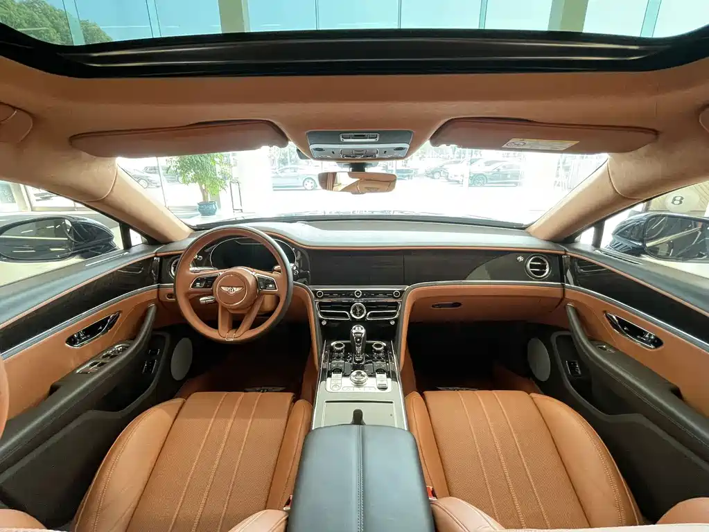 Bentley Flying Spur — миниатюра 11