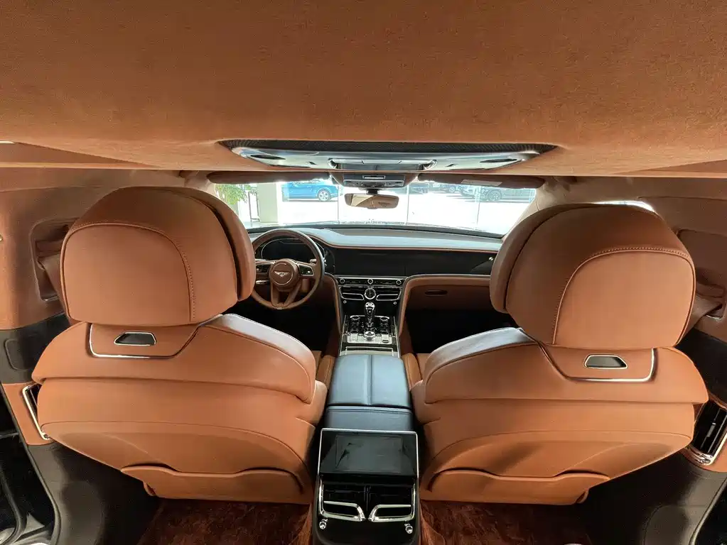 Bentley Flying Spur — миниатюра 14
