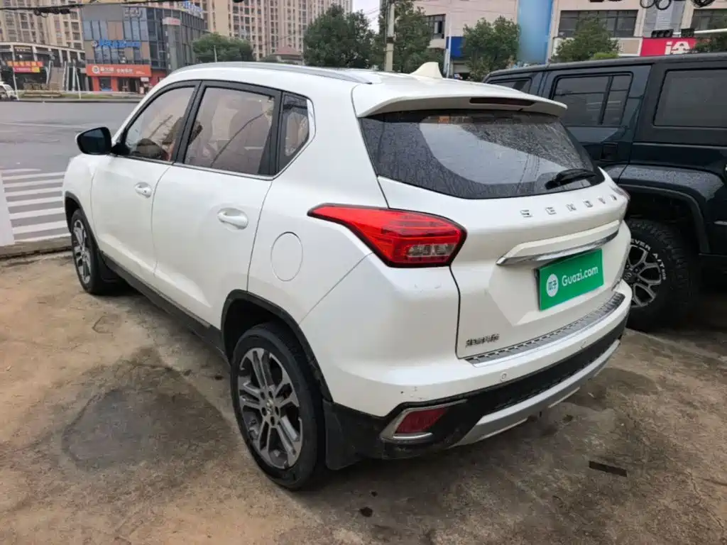 BAIC Senova X35 — миниатюра 5