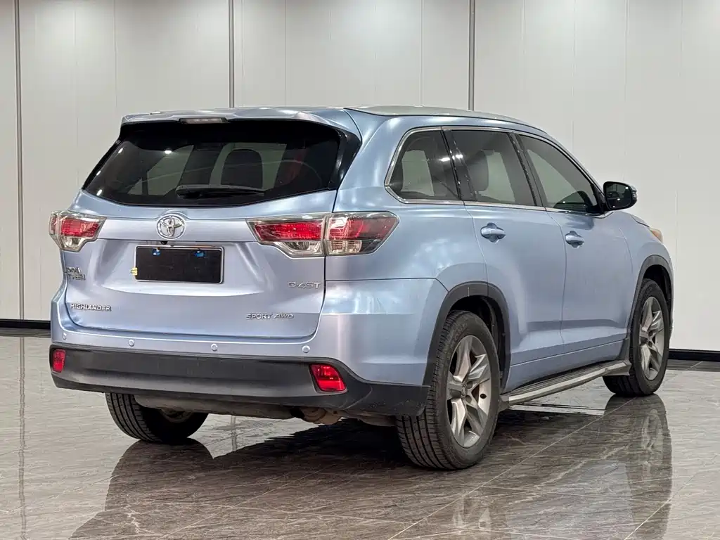 Toyota Highlander — миниатюра 4