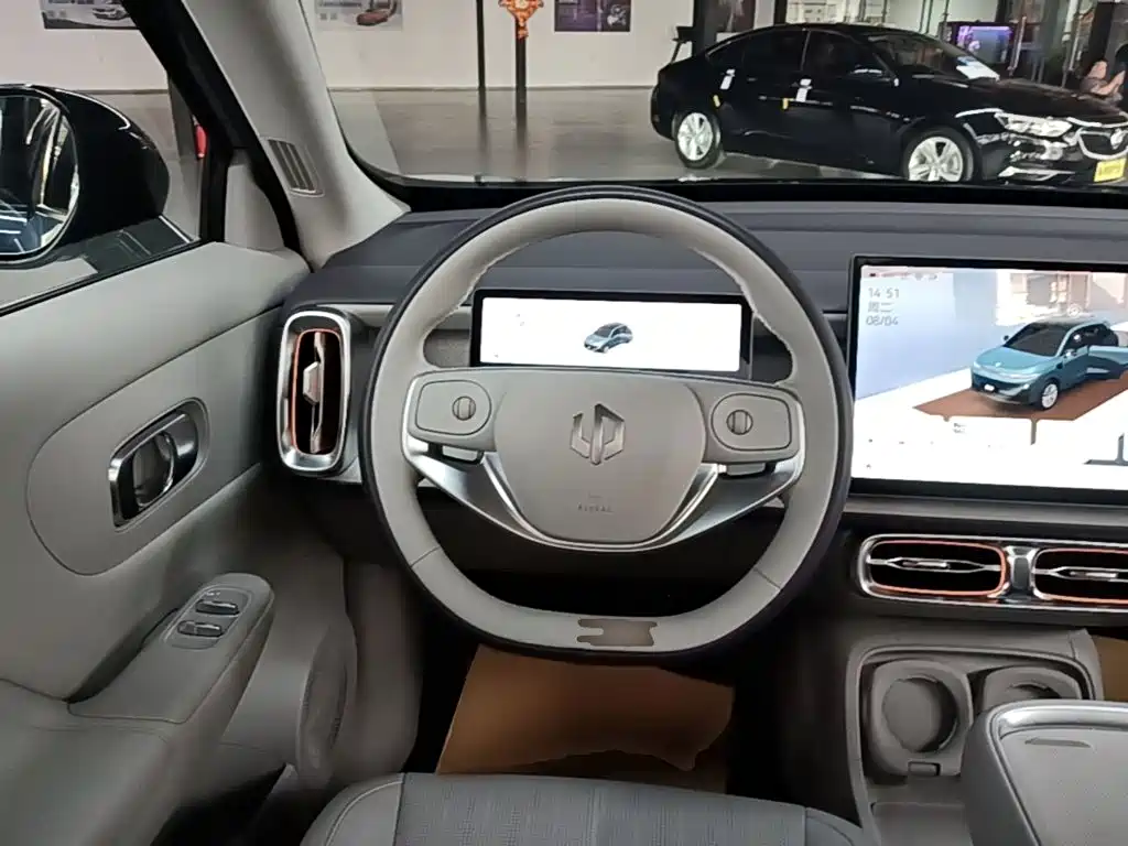 Leapmotor Leapmotor B10 — миниатюра 11