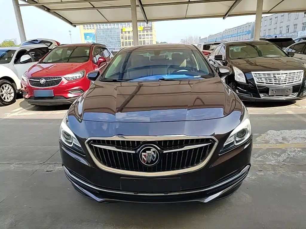 Buick LaCrosse — миниатюра 3