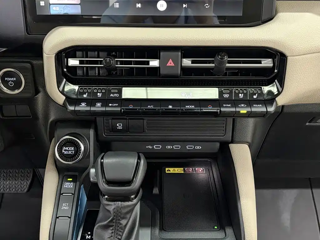 Toyota Prado — миниатюра 17