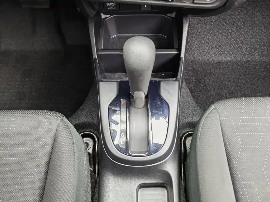 Honda Fit — миниатюра 13