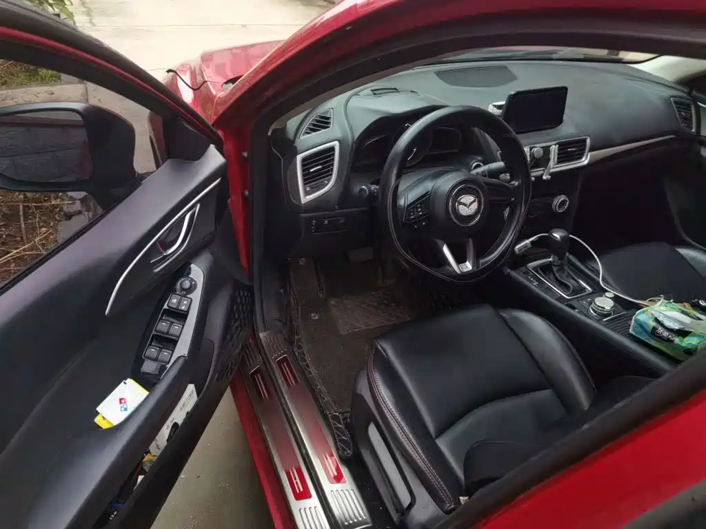 Mazda 3 Axela — миниатюра 12