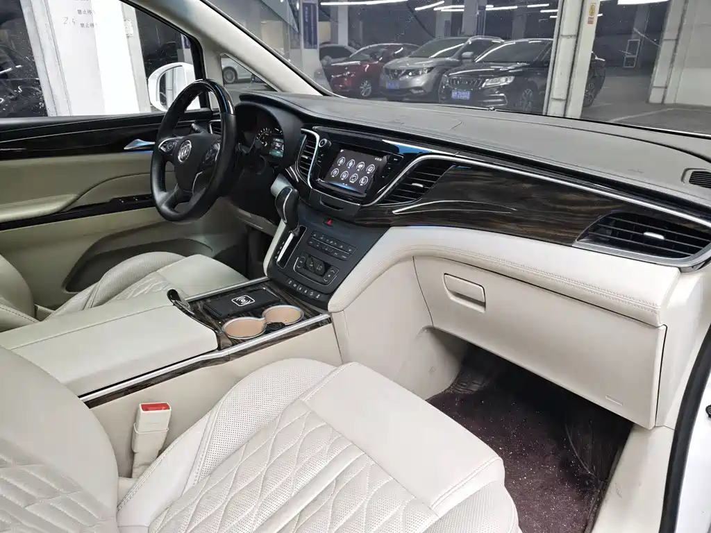 Buick GL8 2018 ES 28T Comfort VI