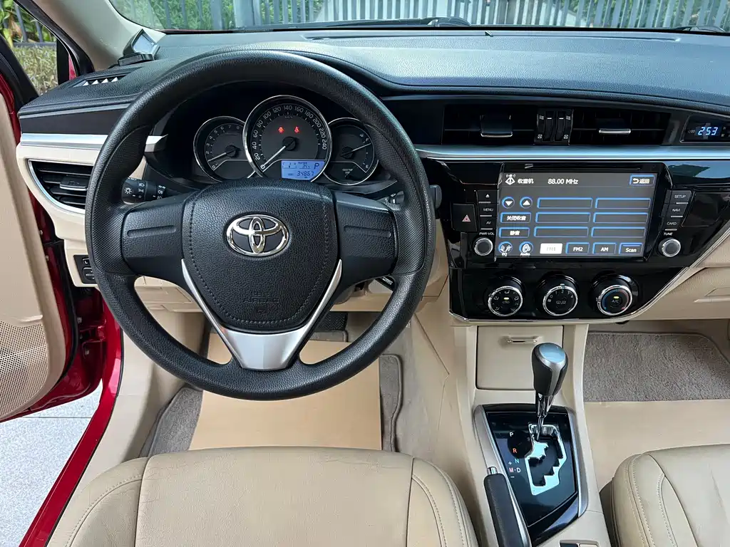 Toyota Corolla — миниатюра 12