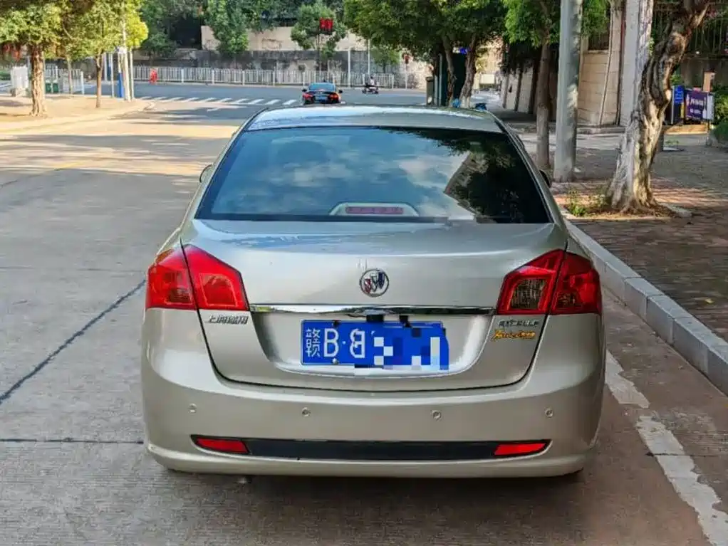 Buick Excelle — миниатюра 8