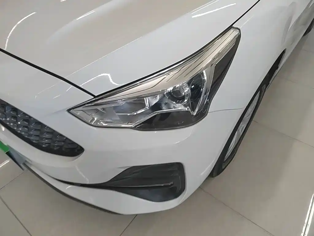 Haval M6 — миниатюра 24