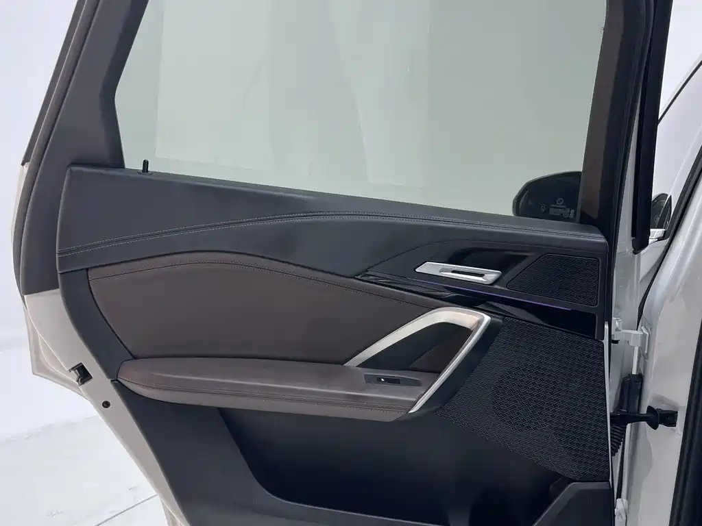 BMW X1 — миниатюра 28