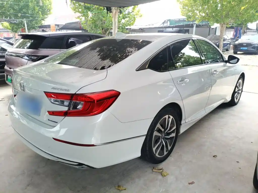 Honda Accord — миниатюра 7