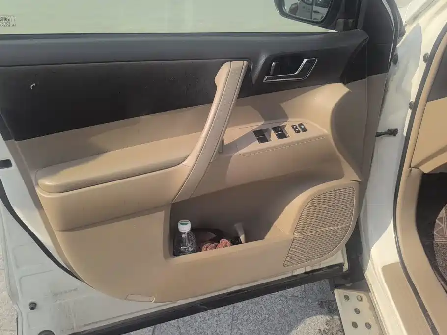 Toyota Highlander — миниатюра 7