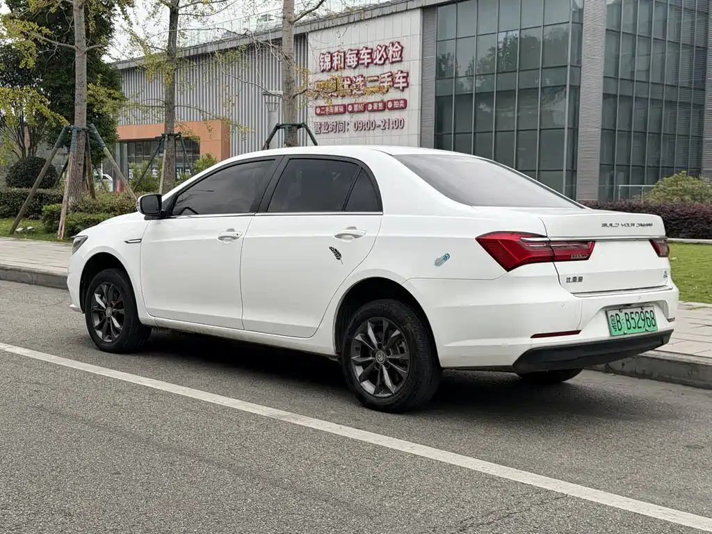 BYD Qin NEV — миниатюра 3