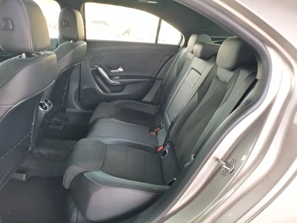 Mercedes-Benz A-Class — миниатюра 17