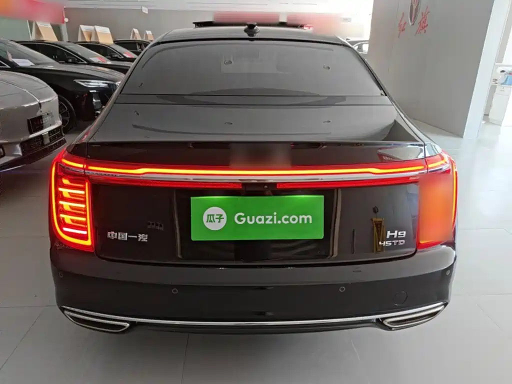 Hongqi H9 2023 2.0T