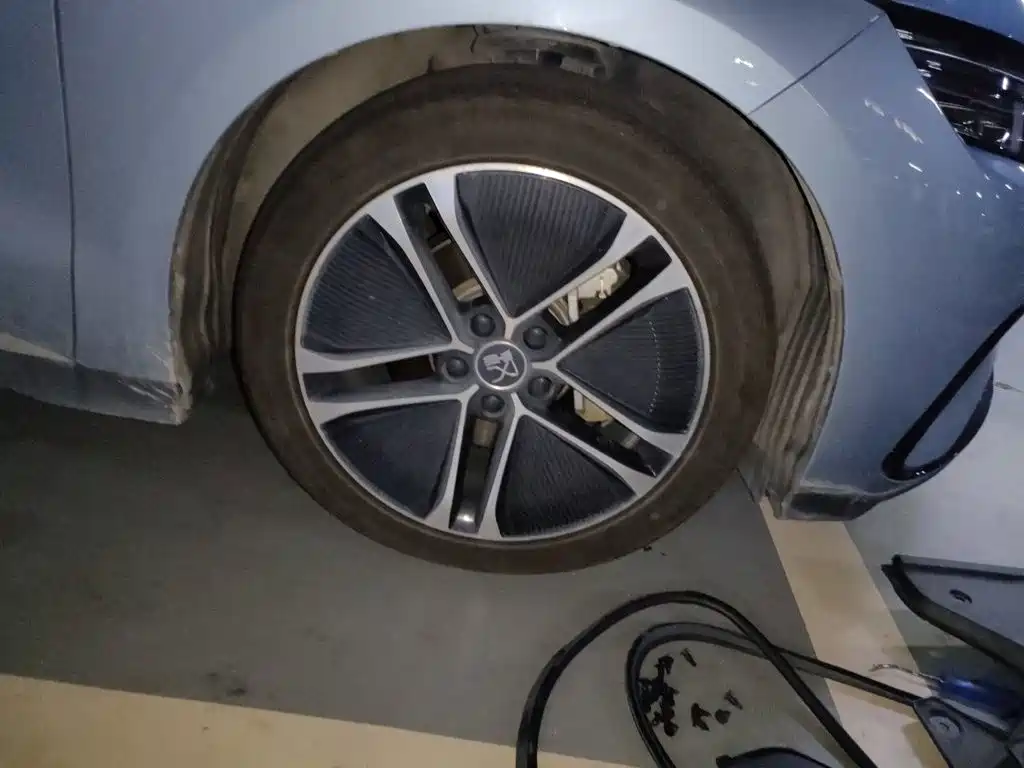 BYD Han — миниатюра 25