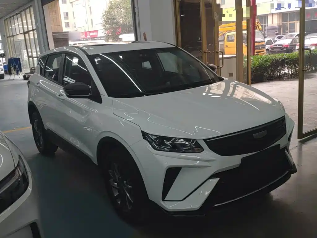 Geely Binyue — миниатюра 4