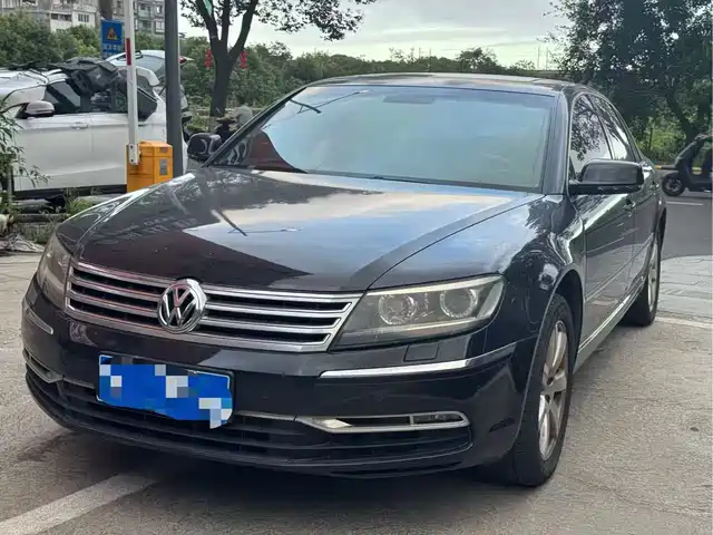 2013 Volkswagen Phaeton