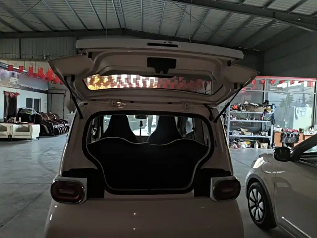 Wuling MINIEV — миниатюра 19