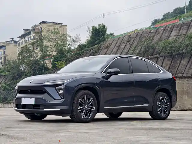 NIO EC6