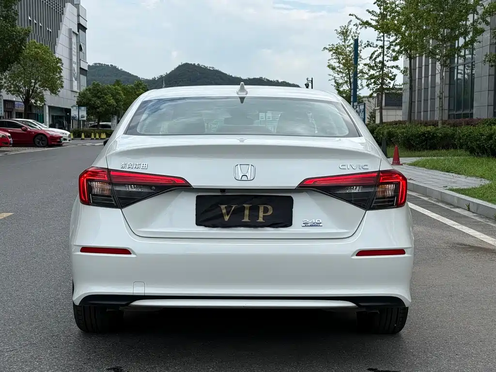 Honda Civic — миниатюра 5