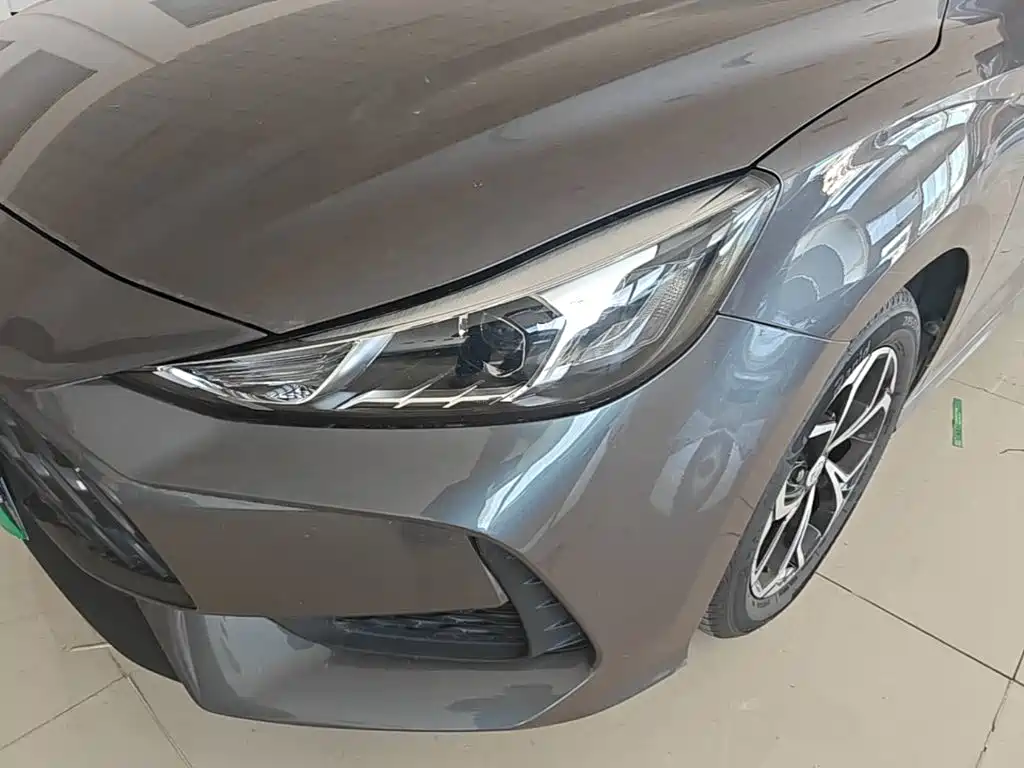MG MG5 — миниатюра 24