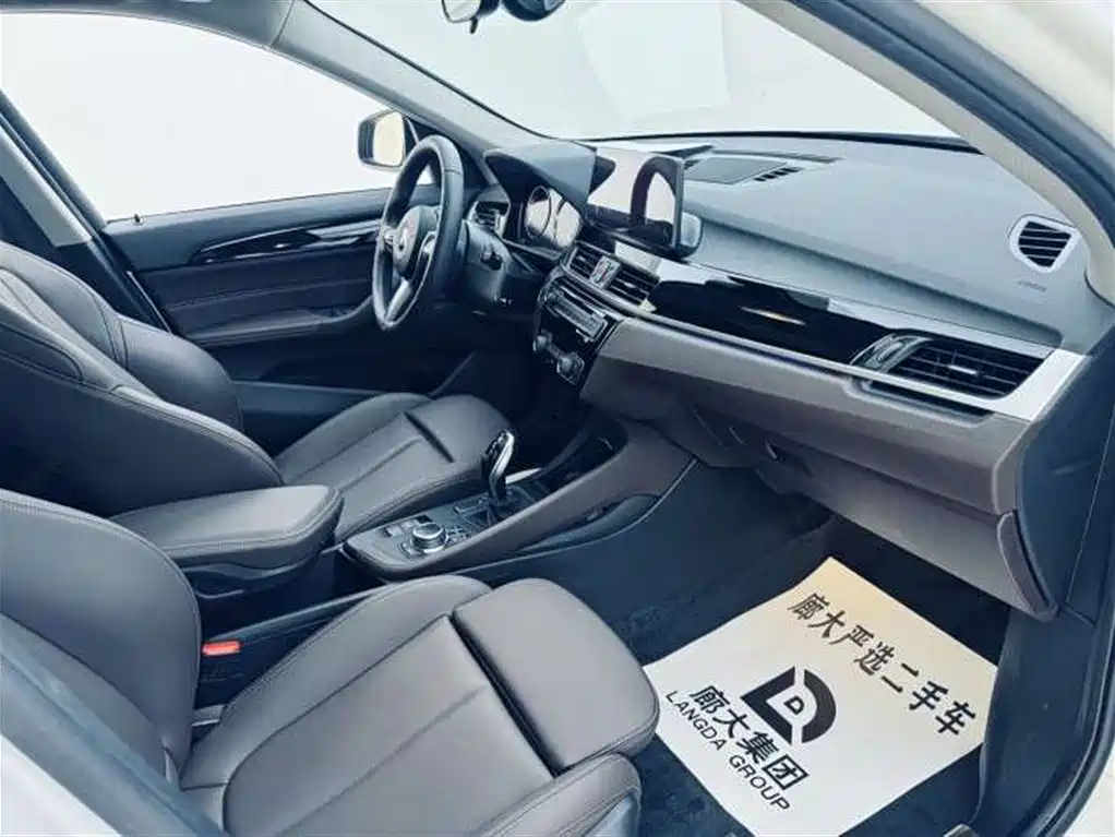 BMW X1 — миниатюра 14