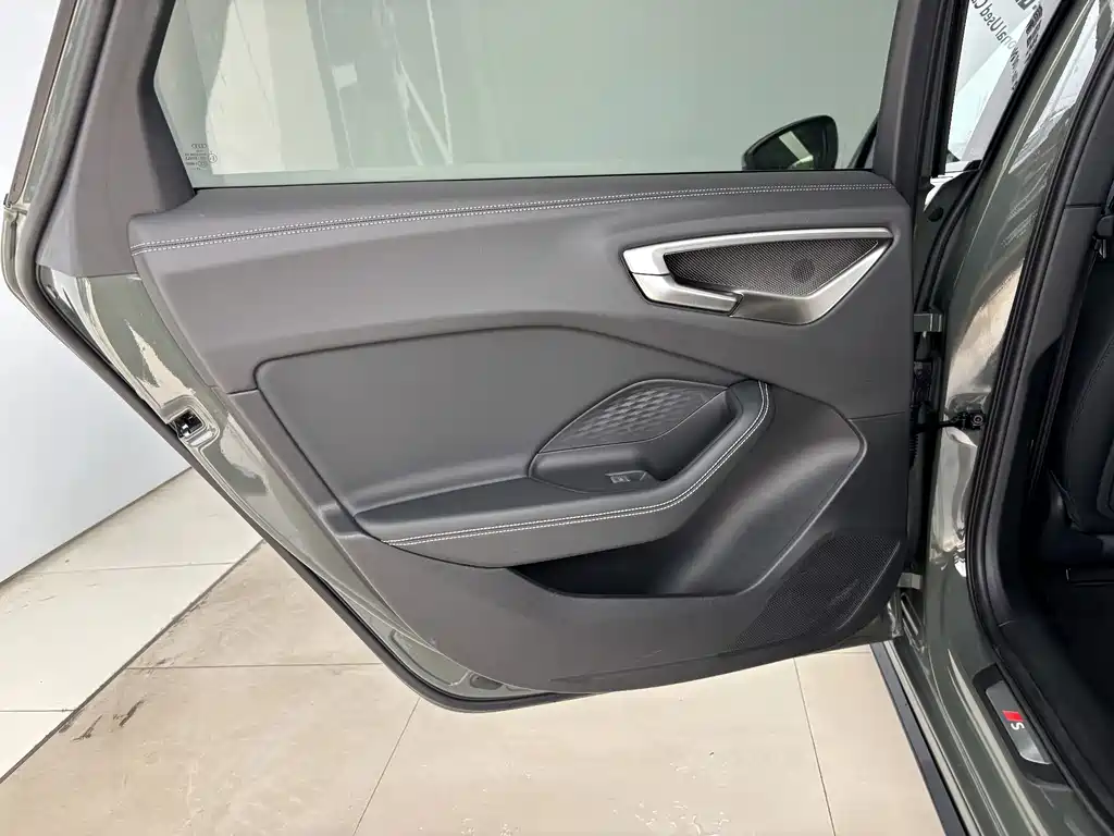 Audi A5L — миниатюра 21