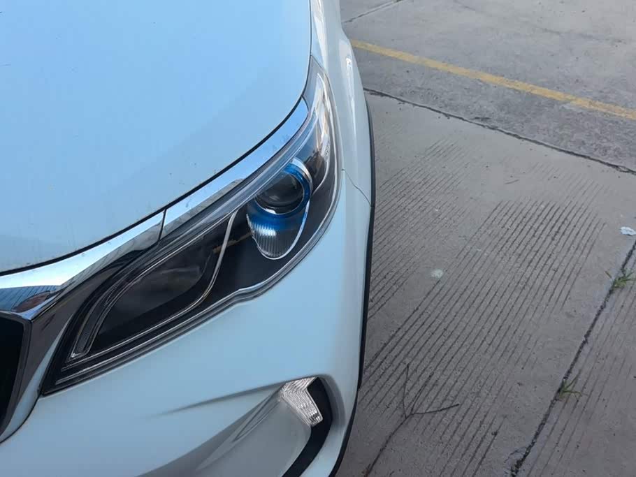Geely Vision X3 1.5 л 2021 г. Белый, пробег 26700 км