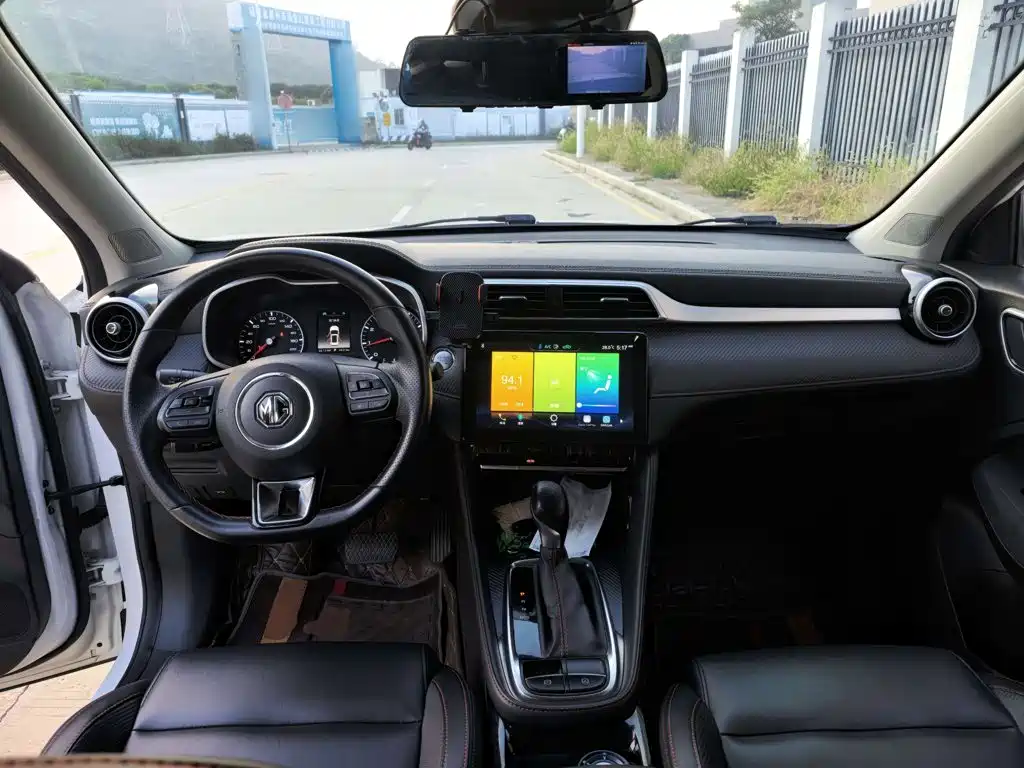MG ZS — миниатюра 10