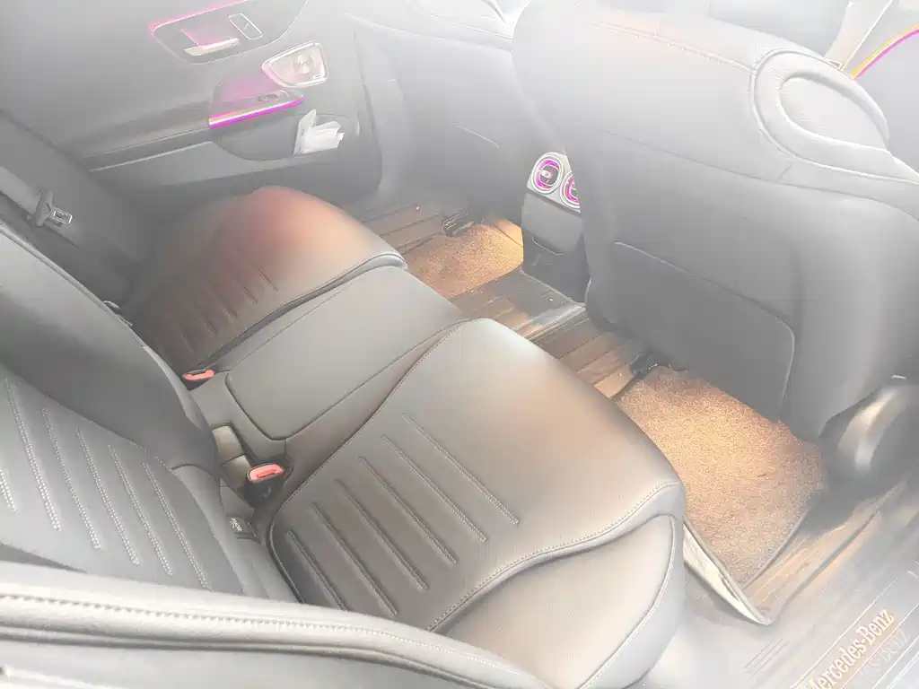 Mercedes-Benz C-Class — миниатюра 19