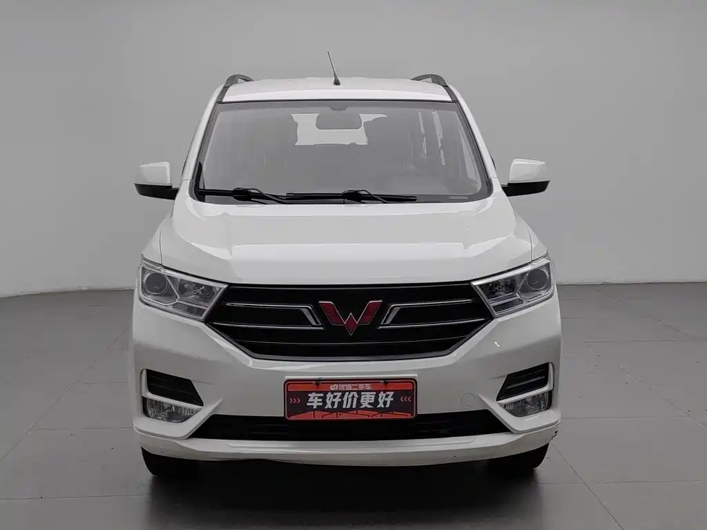 Wuling Hongguang — миниатюра 3