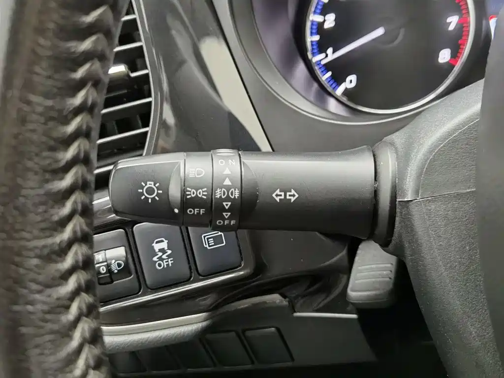 Mitsubishi Outlander — миниатюра 21