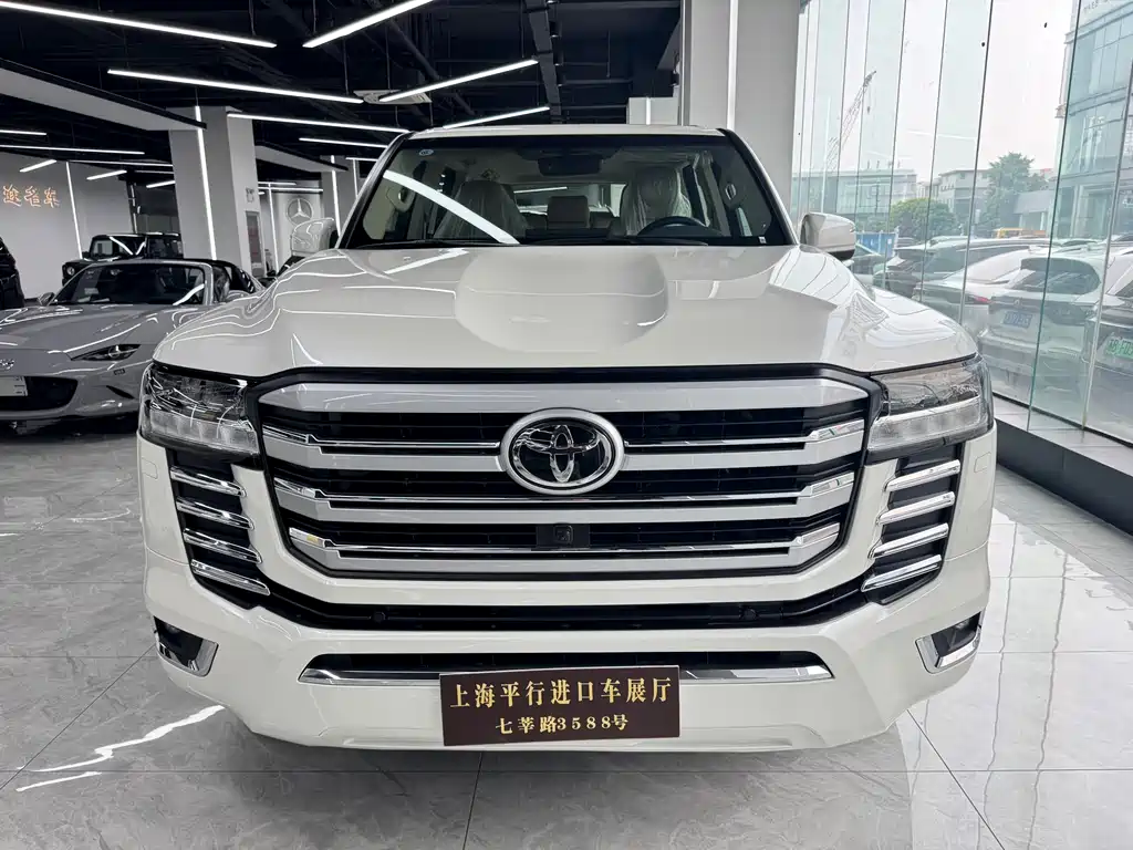 Toyota Land Cruiser 2026 4.0L AT