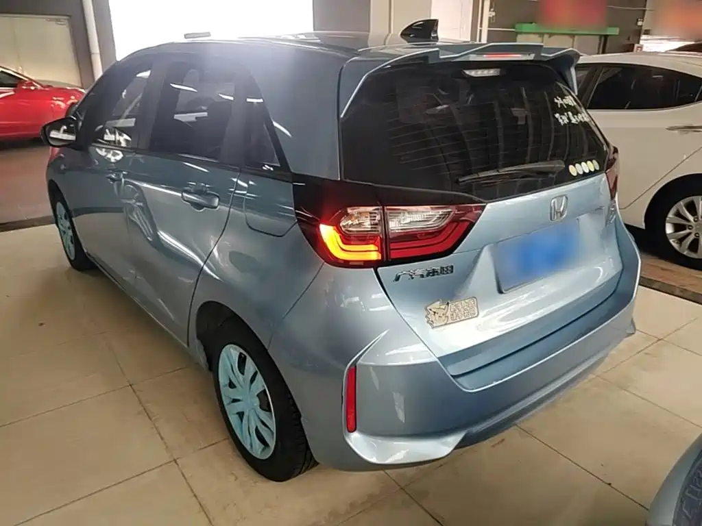 Honda Fit — миниатюра 5