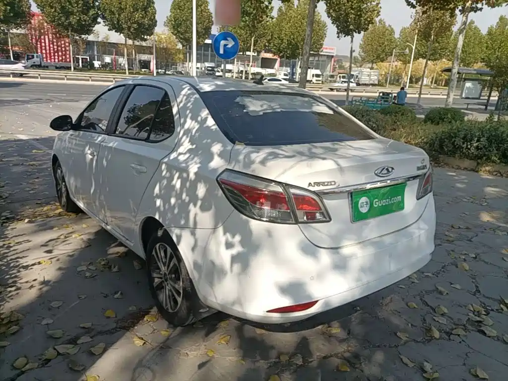 Chery Arrizo 3 — миниатюра 5