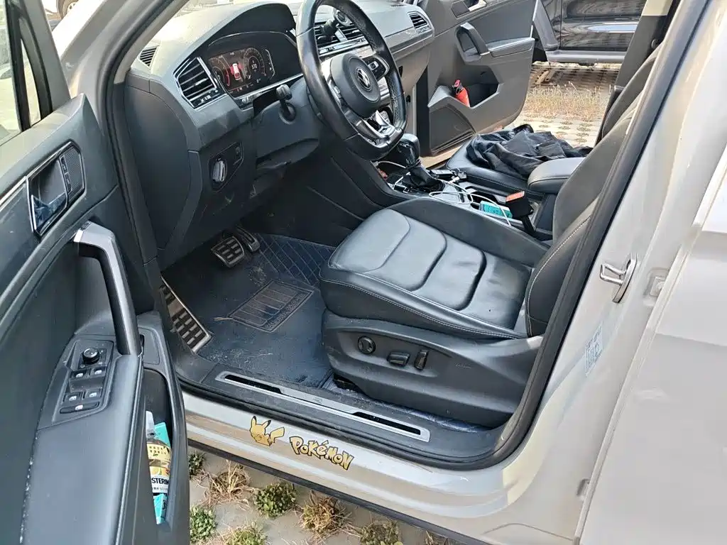 Volkswagen Tiguan L — миниатюра 17