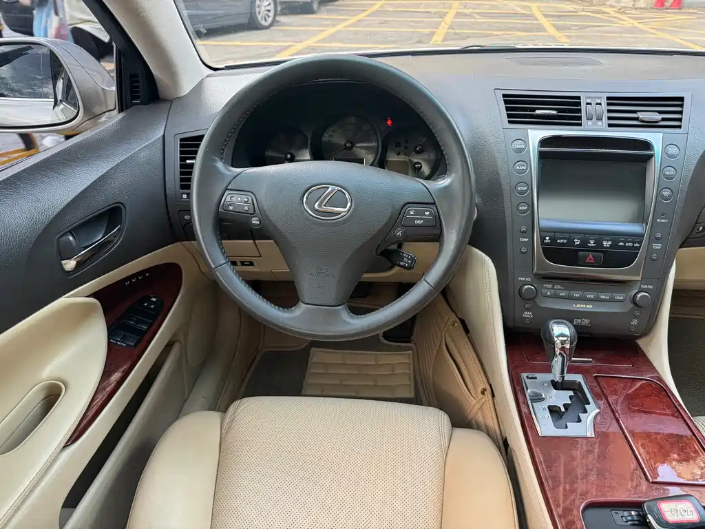 Lexus GS — миниатюра 9
