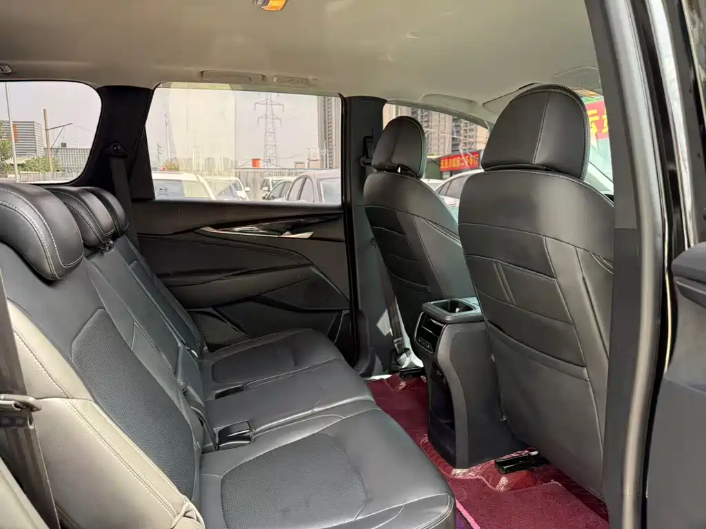 SAIC MAXUS CHASE G50