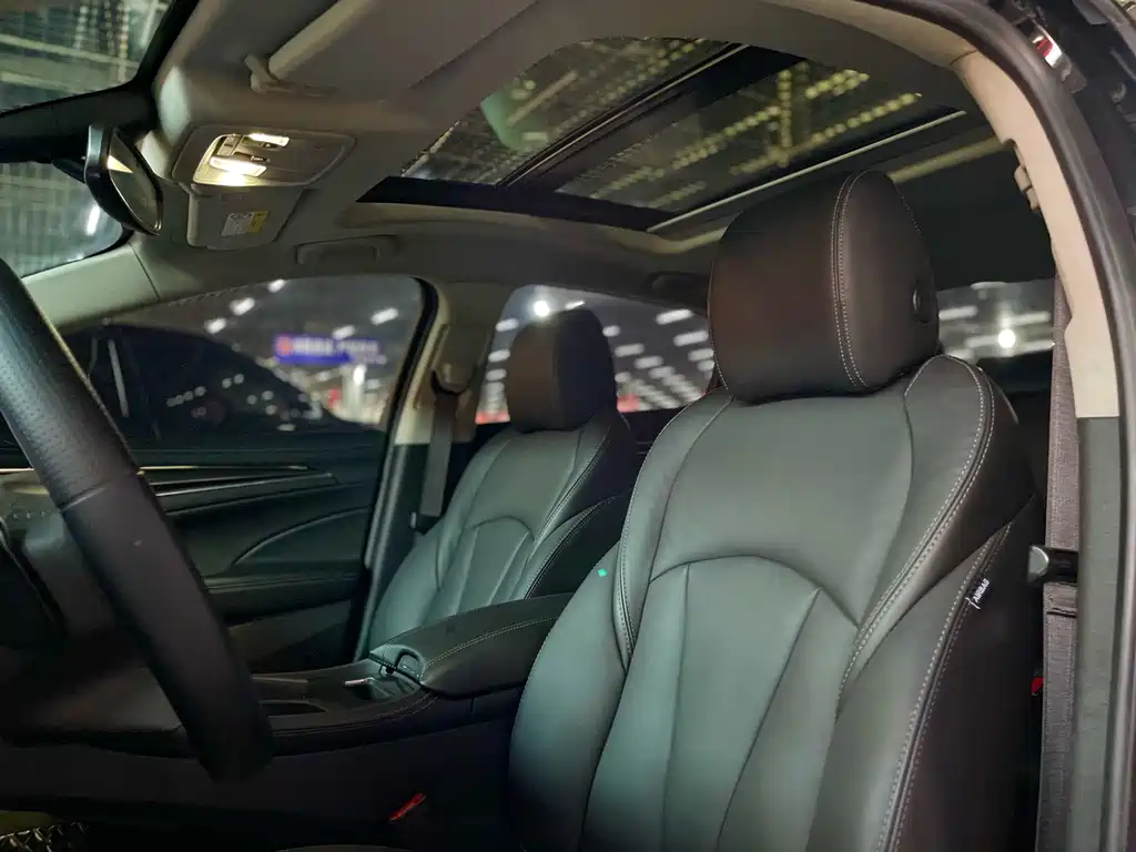 Buick LaCrosse — миниатюра 17