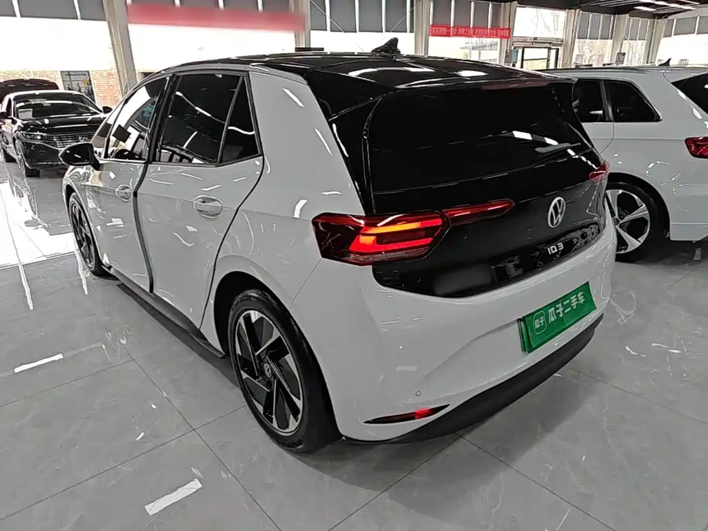 Volkswagen ID.3 — миниатюра 5