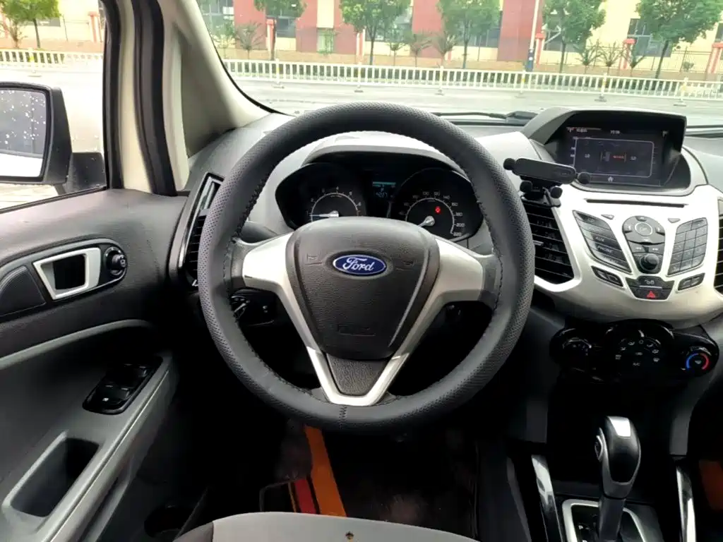 Ford Ecosport — миниатюра 11