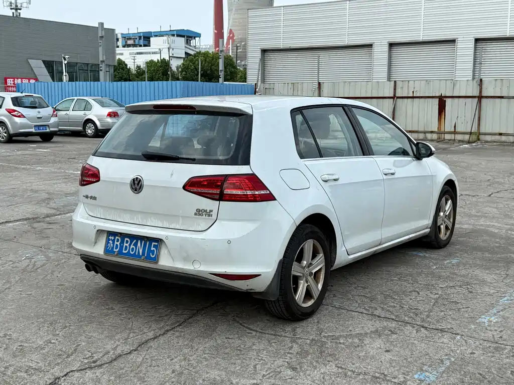 Volkswagen Golf — миниатюра 9